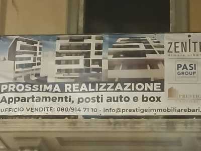 ...sta �spuntando� palazzo Zenith. I rendering di progetto visibili online ce lo mostrano con un �estroso� prospetto geometrico, bianco e nero, articolato su ben sette livelli